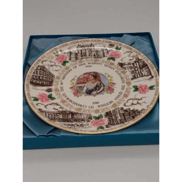 Coalport  1980 Plate to Commemorate The Queen Mother's 80th Birthday - Picture 8 of 11